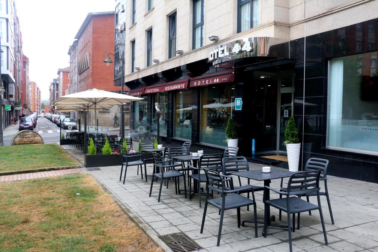 Hotel 44 Gijon Bagian luar foto