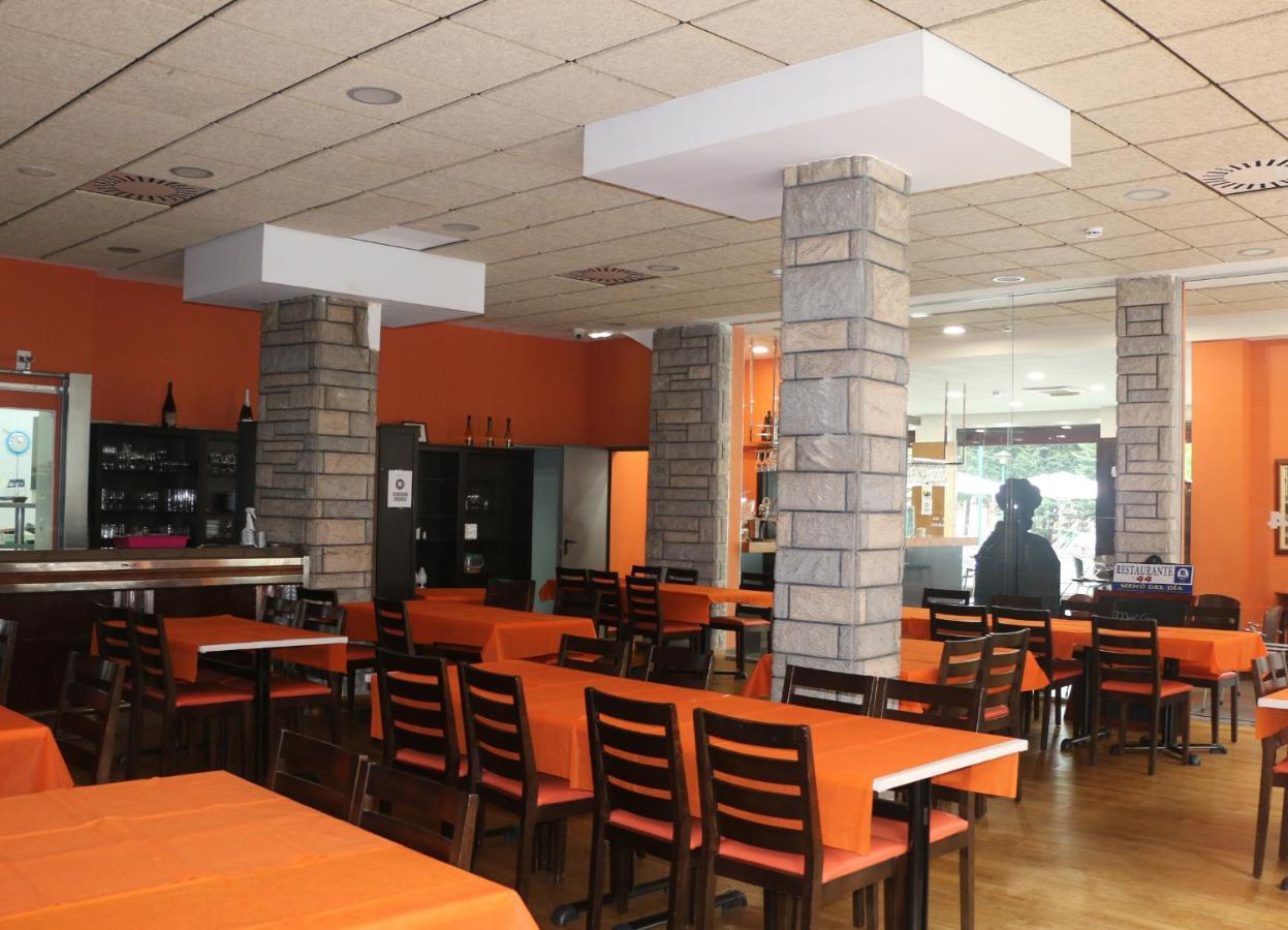 Hotel 44 Gijon Bagian luar foto